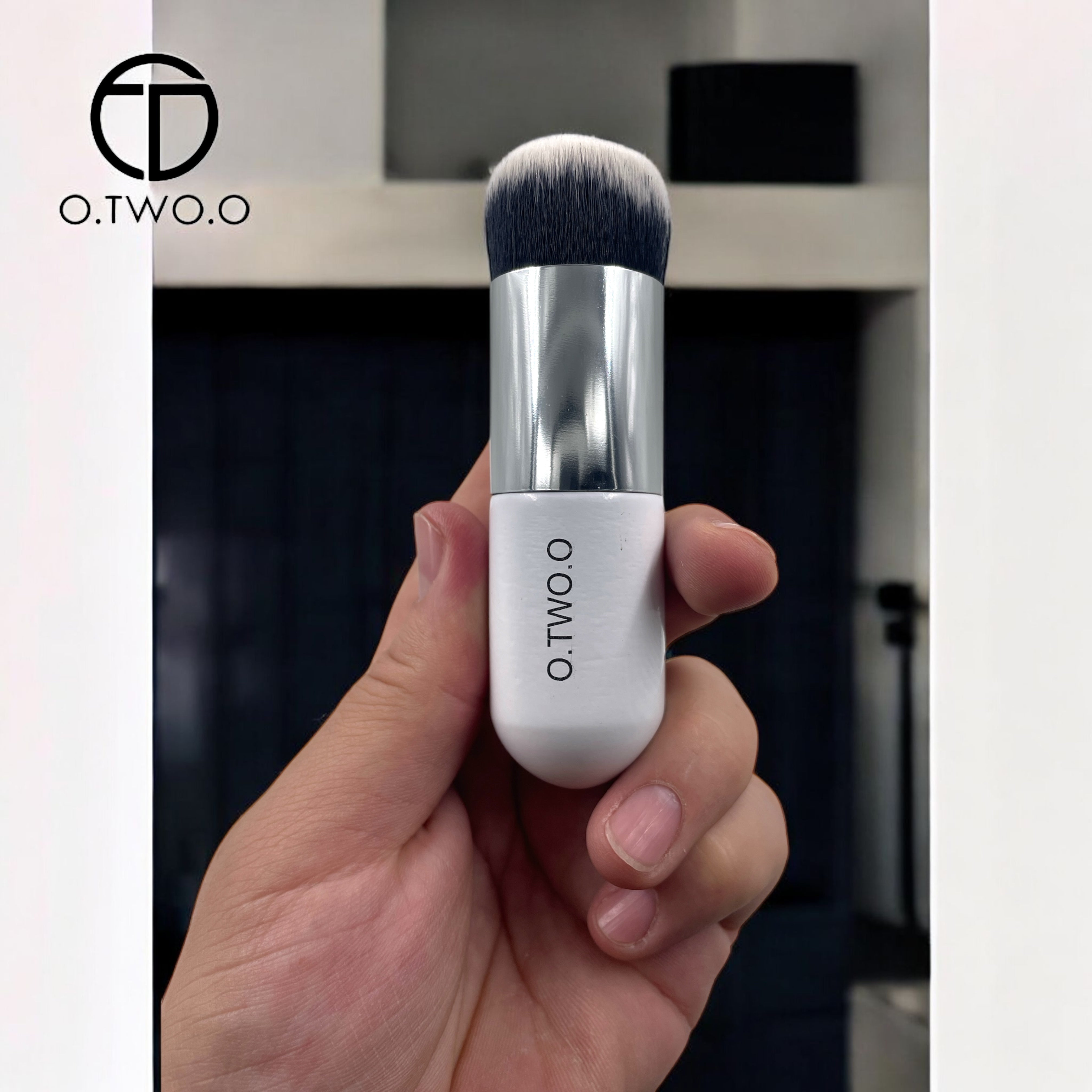 Otwoo Foundation Brush