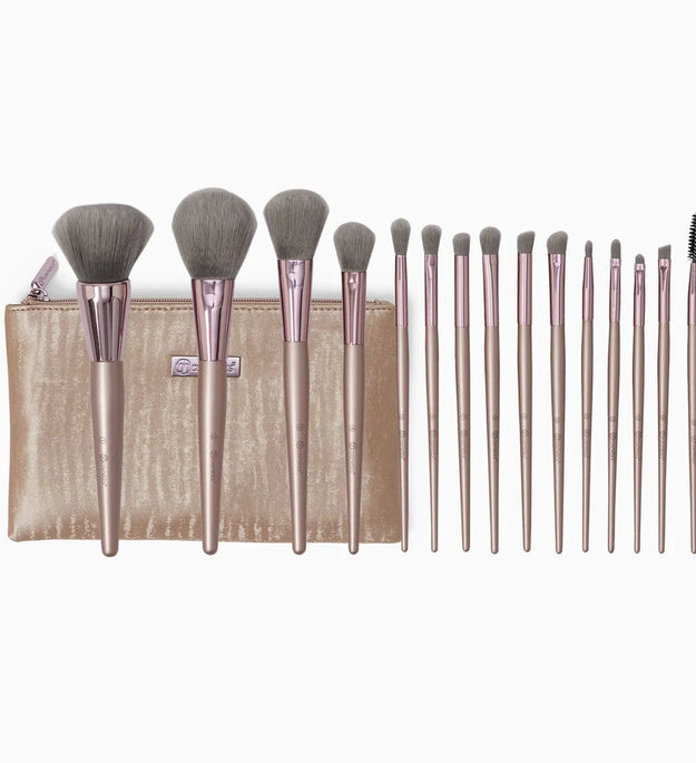BH 15 Pcs Lavish Elegance Makeup Brushes Set
