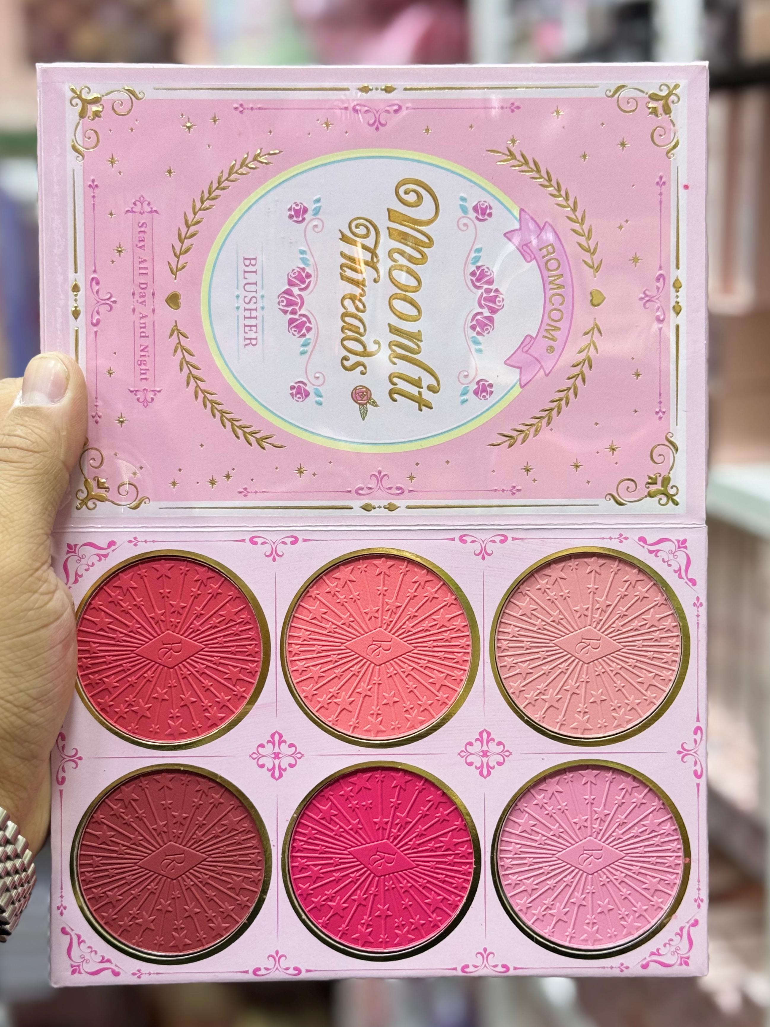 Romcom 5 step book kit with lipglosses Enchanted