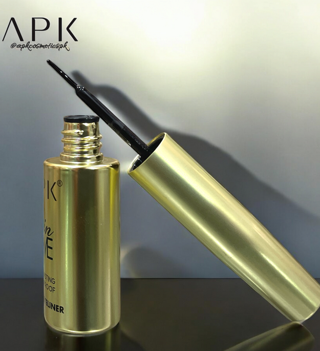 APK Perfect Strokes Longlasting Waterproof Liquid Eyeliner